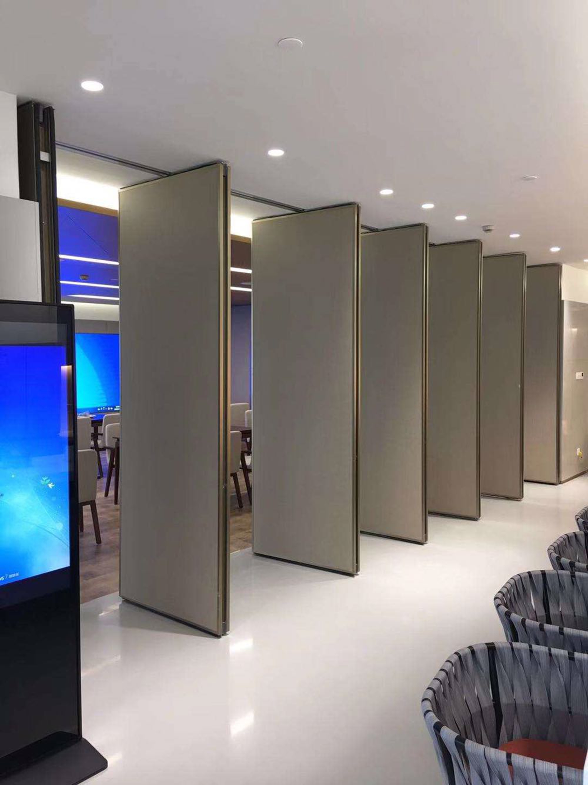 Single Panel Partitions